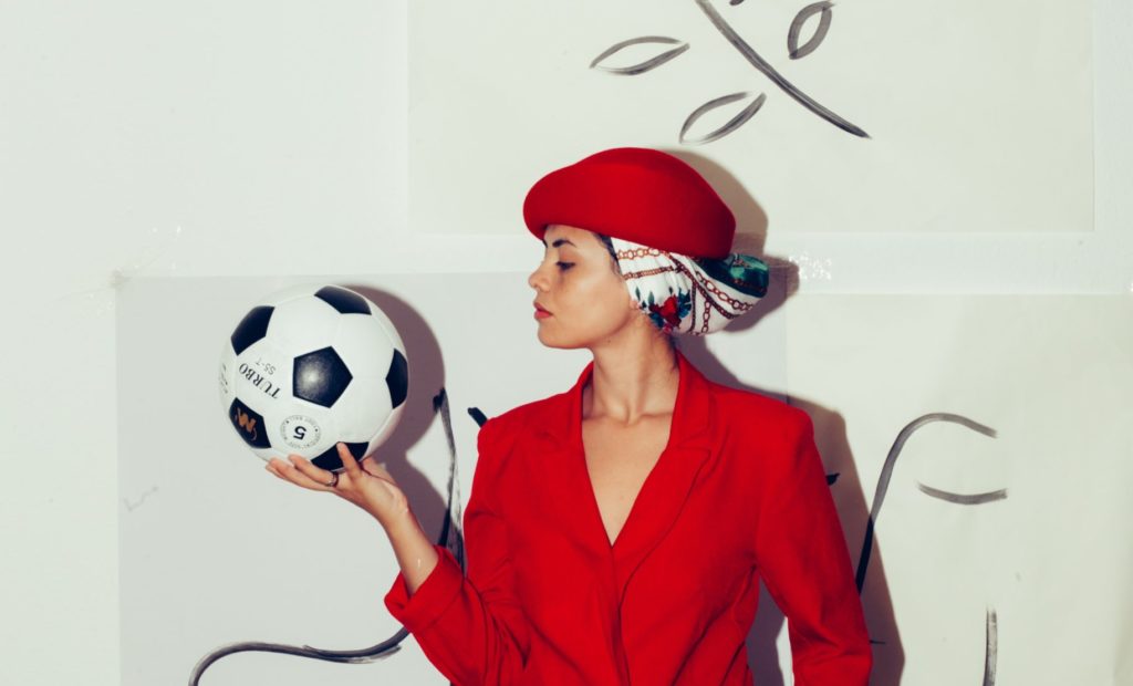 Über Fußball und Frauenstimmen