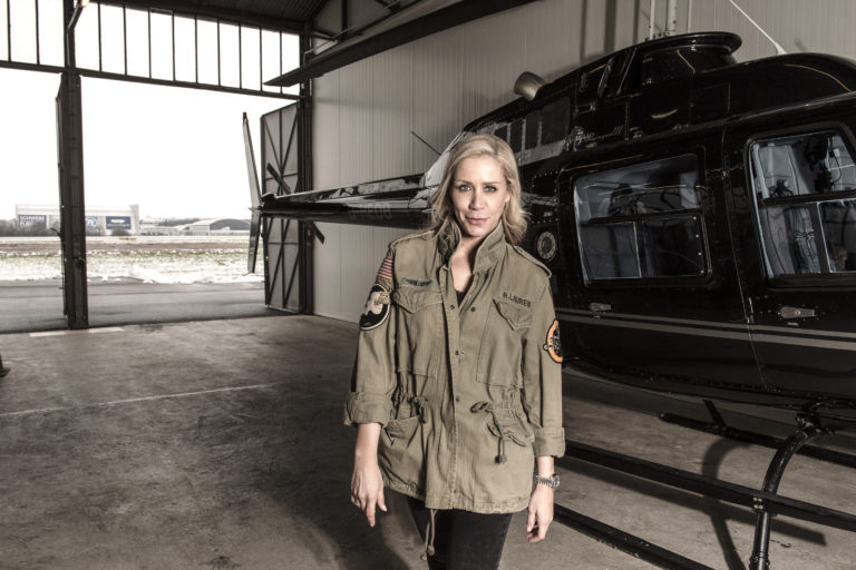 Julica Renn geht durch die Luft – und das auch unternehmerisch!