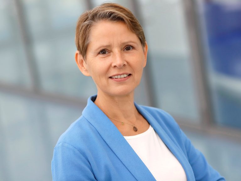 “Gleichheit normalisieren” – Maria Kirschner wird General Manager der Kyndryl Alps-Region