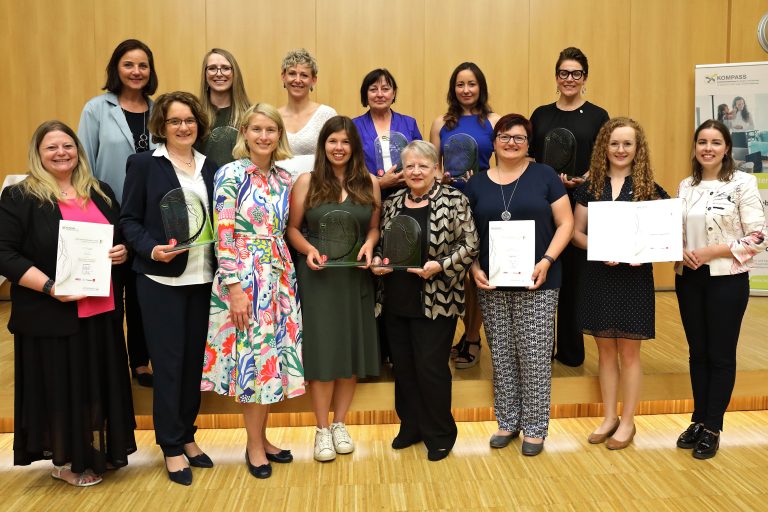 Frauenförderpreis und neue Speakerinnen-Plattform für Oberösterreich