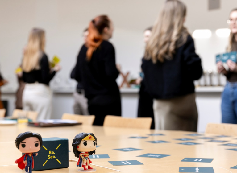 99 Superkräfte: Be.See. bringt nachhaltige Wertschätzung in Teams und Bildungseinrichtungen