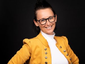 „Strategisch denken ist genauso weiblich wie intuitiv fühlen”: Dagmar Gruber über Wendepunkte, Werte und weibliche Führungsstärke