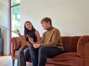 Wenn Design den richtigen Ton trifft: Wie eine junge Violinistin eine App für Musiker*innen mitgestaltet