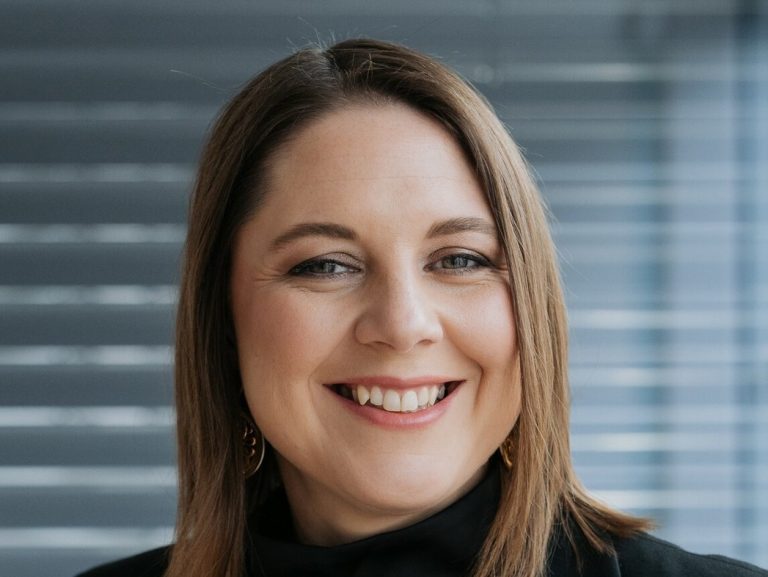 Julia Aichhorn zieht in den Vorstand der Stiftung für Wirtschaftsbildung ein